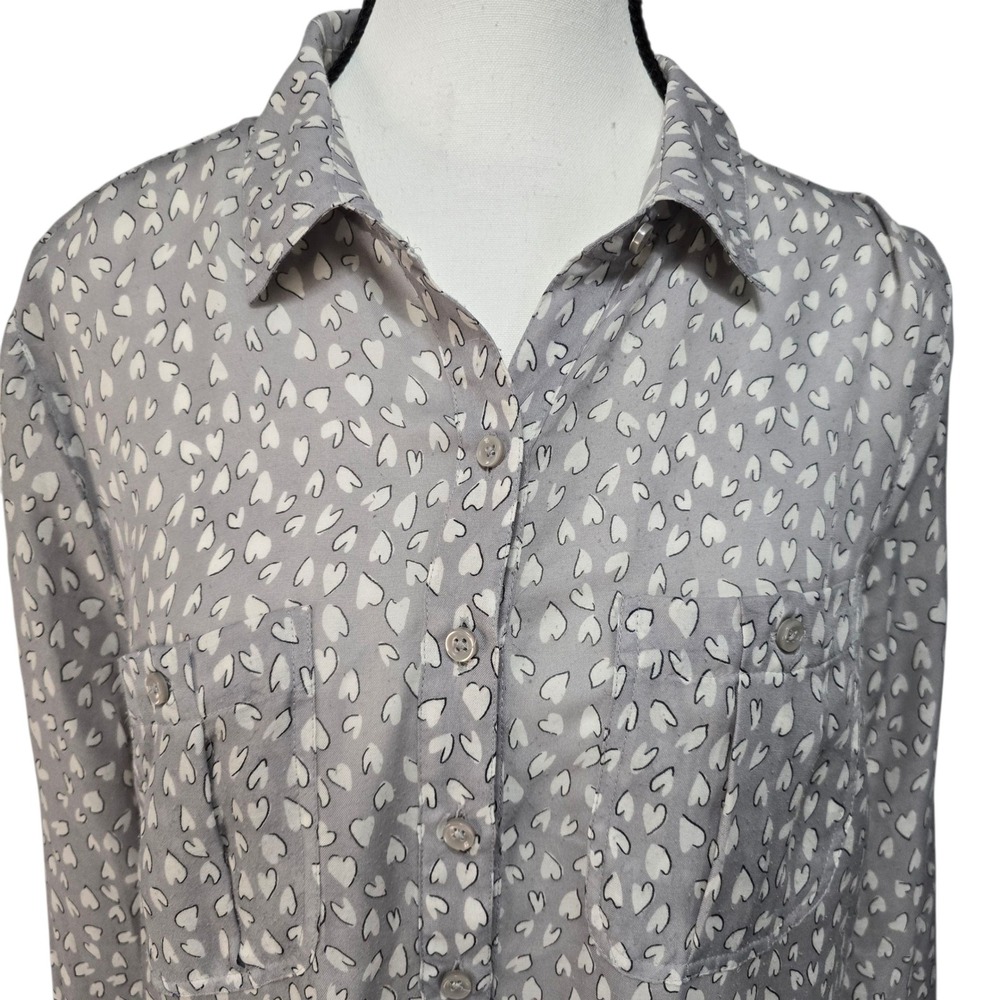 LOFT Heart Print 3/4 Sleeve Button Down Shirt Blouse Womens‎ Medium Career